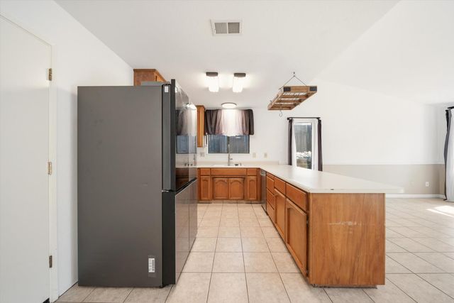 103 Econome Ct, Folsom, CA 95630