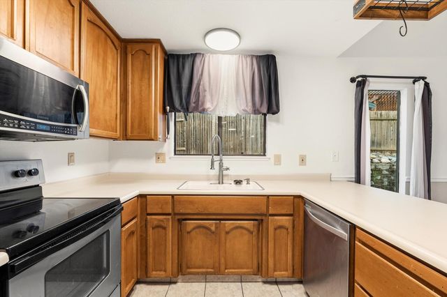 103 Econome Ct, Folsom, CA 95630