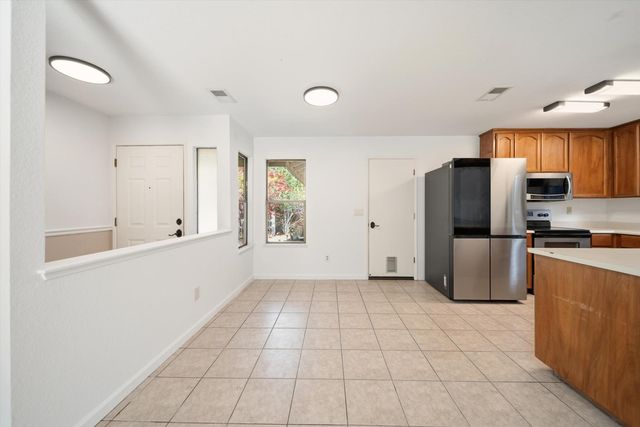 103 Econome Ct, Folsom, CA 95630