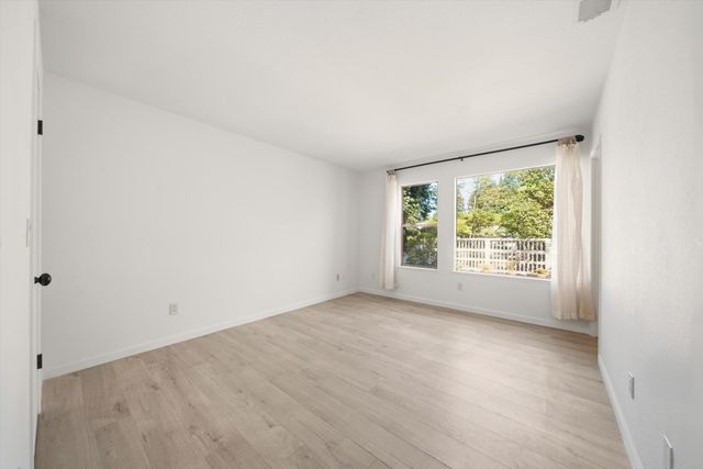 103 Econome Ct, Folsom, CA 95630