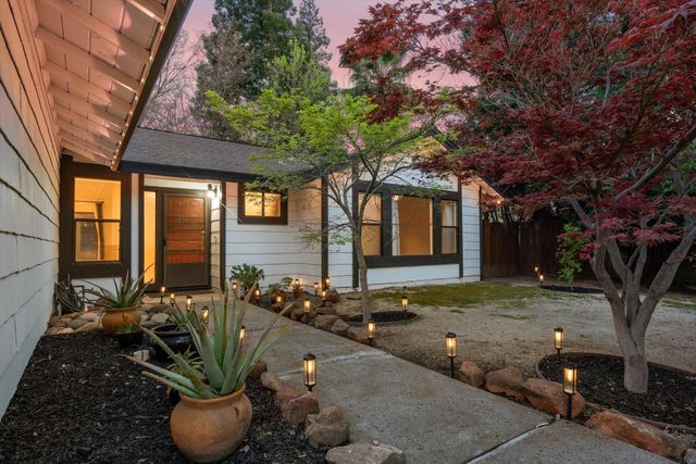 103 Econome Ct, Folsom, CA 95630