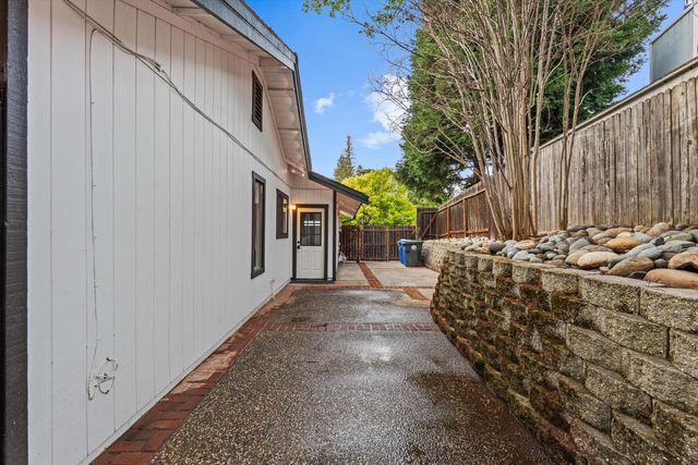 103 Econome Ct, Folsom, CA 95630