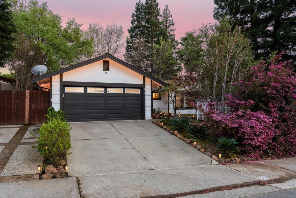 103 Econome Ct, Folsom, CA 95630