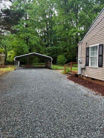 295 Spring Street, Denton, NC 27239