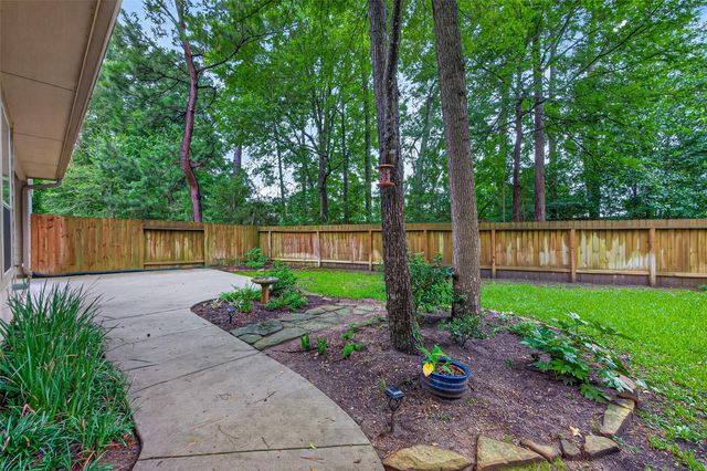 15 Bellisima Court, The Woodlands, TX 77384