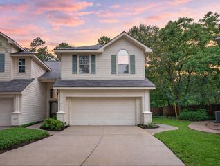15 Bellisima Court, The Woodlands, TX 77384