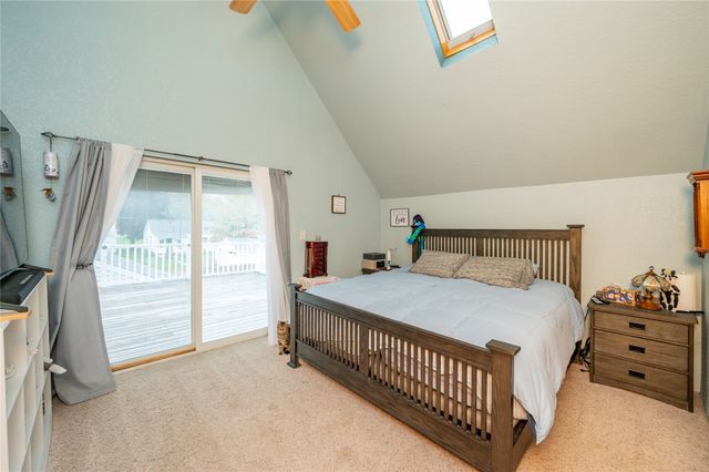 215 W Spring Street, Colfax, IA 50054