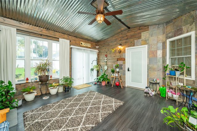 215 W Spring Street, Colfax, IA 50054