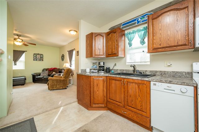 215 W Spring Street, Colfax, IA 50054