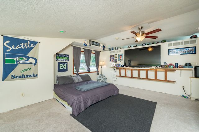 215 W Spring Street, Colfax, IA 50054