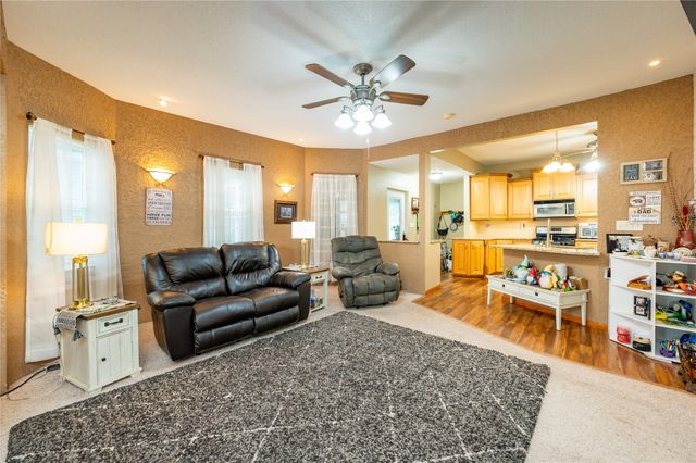 215 W Spring Street, Colfax, IA 50054