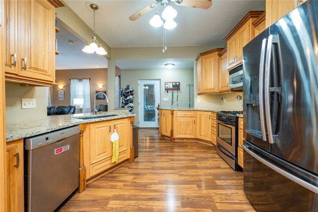 215 W Spring Street, Colfax, IA 50054