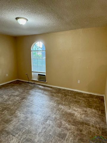 809 Herbert, Marshall, TX 75670