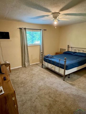 809 Herbert, Marshall, TX 75670