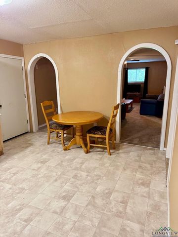 809 Herbert, Marshall, TX 75670