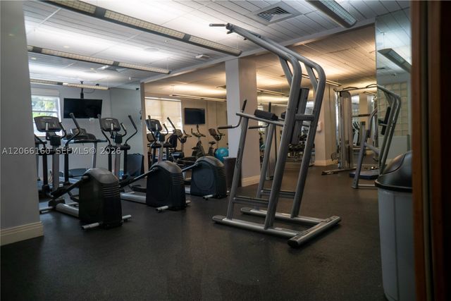 3901 S Ocean Dr PH16O, Hollywood, FL 33019