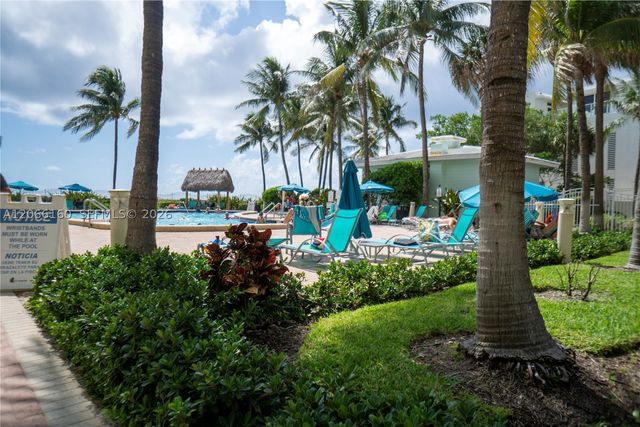 3901 S Ocean Dr PH16O, Hollywood, FL 33019