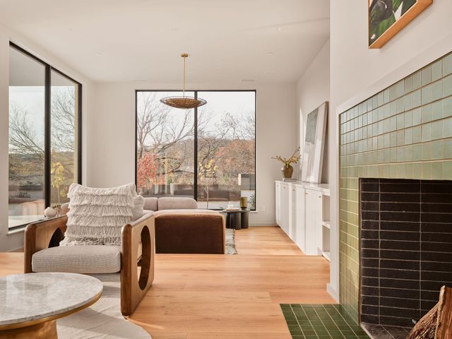 1901 Toro Canyon RD, Austin, TX 78746