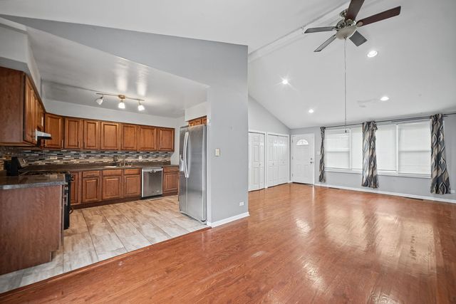 4121 Indian Hill Drive, Country Club Hills, IL 60478