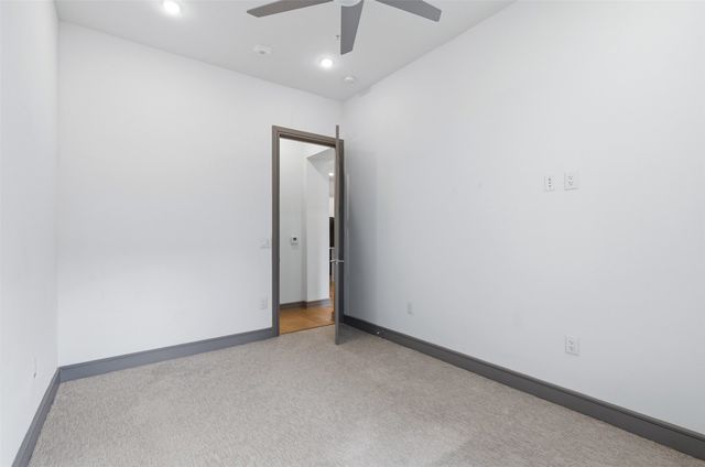 2700 Old Denton Road 1044, Carrollton, TX 75007