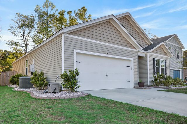114 Valley Row, Summerville, SC 29483