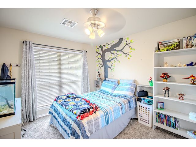 708 Ashwood Lane, Moore, OK 73160