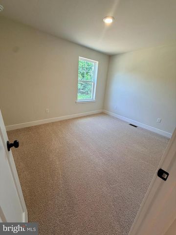 850 MAIL AVE, Woodbury, NJ 08096
