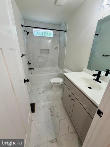 850 MAIL AVE, Woodbury, NJ 08096