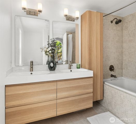 15201 Simonds Road NE, Kenmore, WA 98028