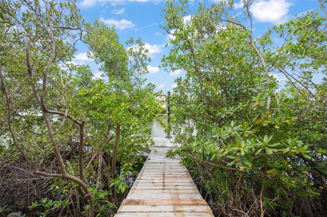 1005 PIANO LANE, Apollo Beach, FL 33572