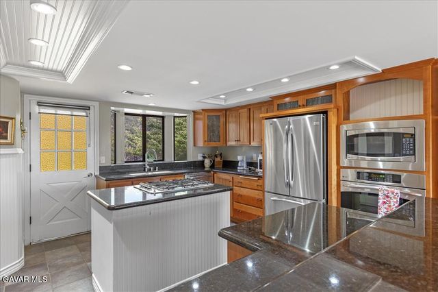 20476 Old Town Road, Tehachapi, CA 93561