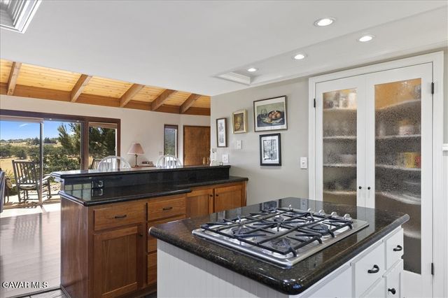 20476 Old Town Road, Tehachapi, CA 93561