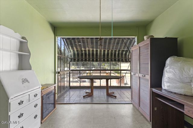 20476 Old Town Road, Tehachapi, CA 93561