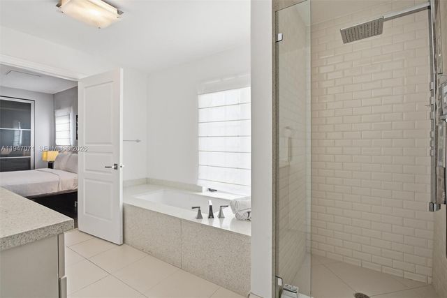 1250 Ocean Dr PH1, Miami Beach, FL 33139