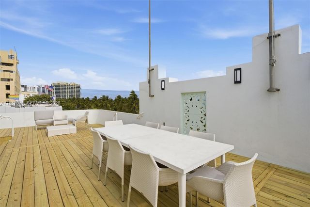 1250 Ocean Dr PH1, Miami Beach, FL 33139