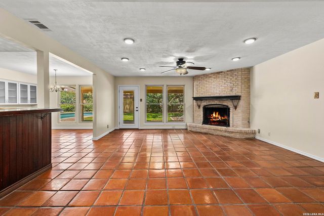 2807 BURNT OAK ST, San Antonio, TX 78232