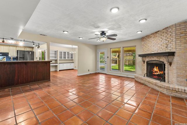 2807 BURNT OAK ST, San Antonio, TX 78232