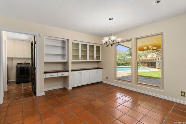 2807 BURNT OAK ST, San Antonio, TX 78232