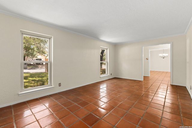 2807 BURNT OAK ST, San Antonio, TX 78232