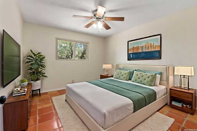 2807 BURNT OAK ST, San Antonio, TX 78232