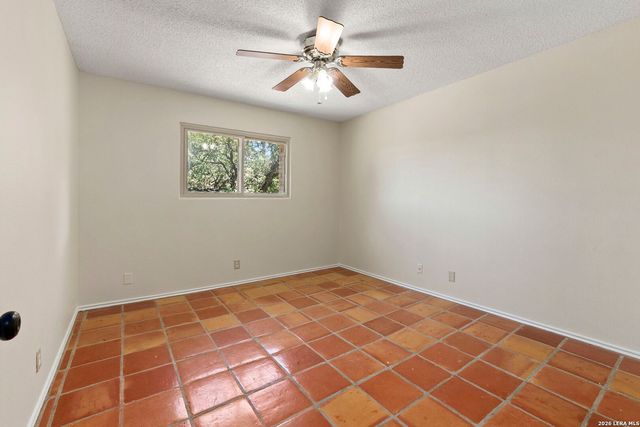 2807 BURNT OAK ST, San Antonio, TX 78232
