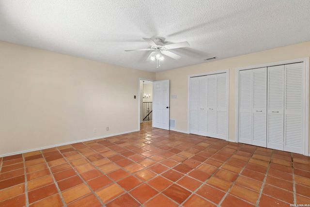 2807 BURNT OAK ST, San Antonio, TX 78232