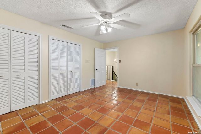 2807 BURNT OAK ST, San Antonio, TX 78232
