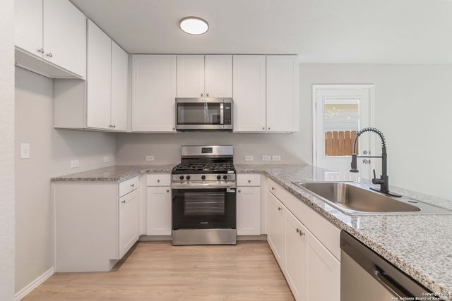 526 Ambush Ridge, San Antonio, TX 78220