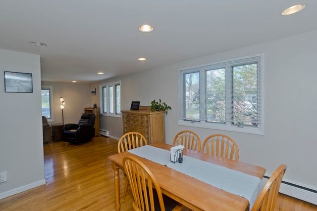54 Sterling Rd., Holyoke, MA 01040