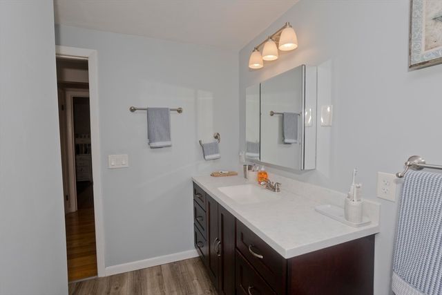 54 Sterling Rd., Holyoke, MA 01040