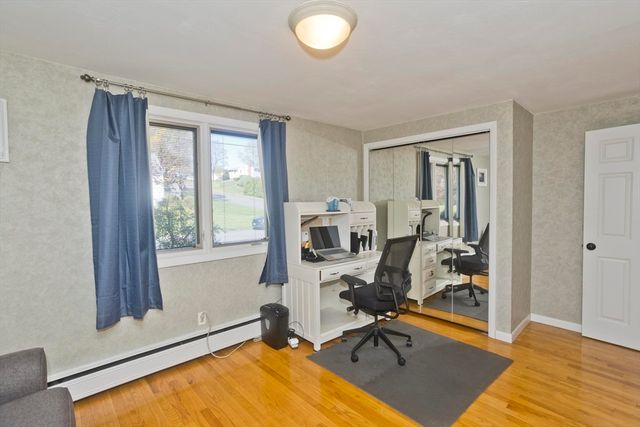 54 Sterling Rd., Holyoke, MA 01040