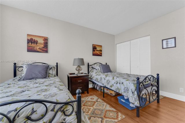 3800 Hillcrest Dr 511, Hollywood, FL 33021