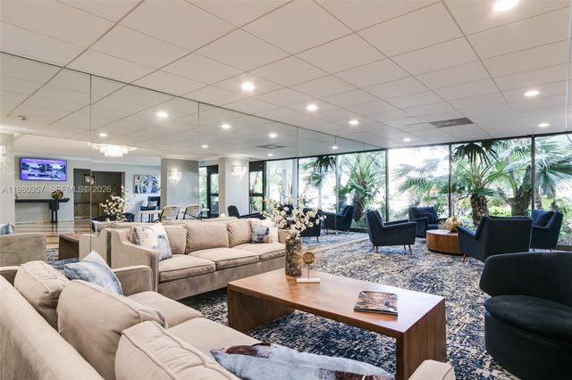 3800 Hillcrest Dr 511, Hollywood, FL 33021