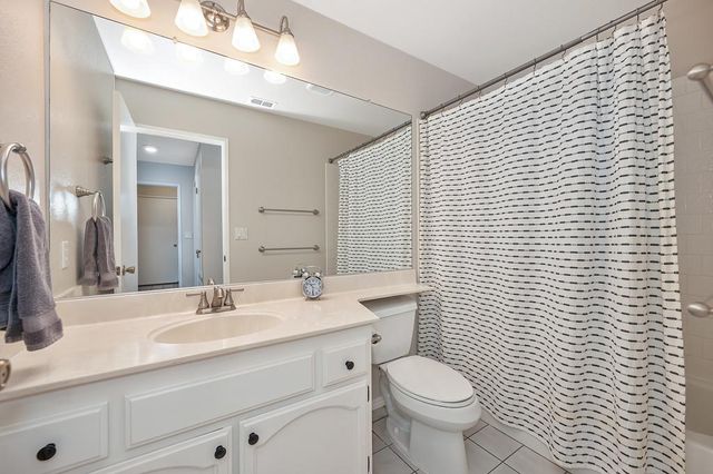 609 Willow Creek Dr, Folsom, CA 95630